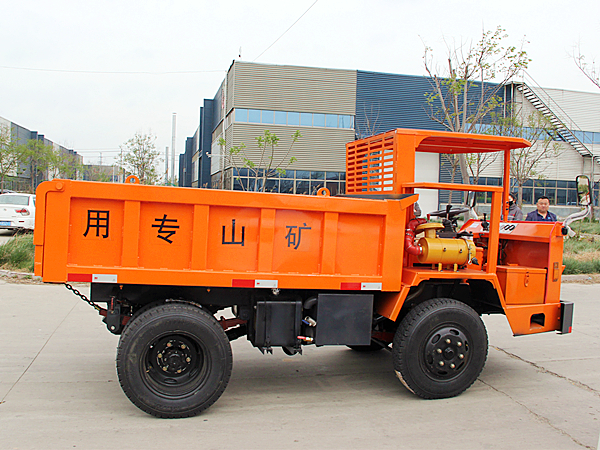礦山礦用運(yùn)輸車